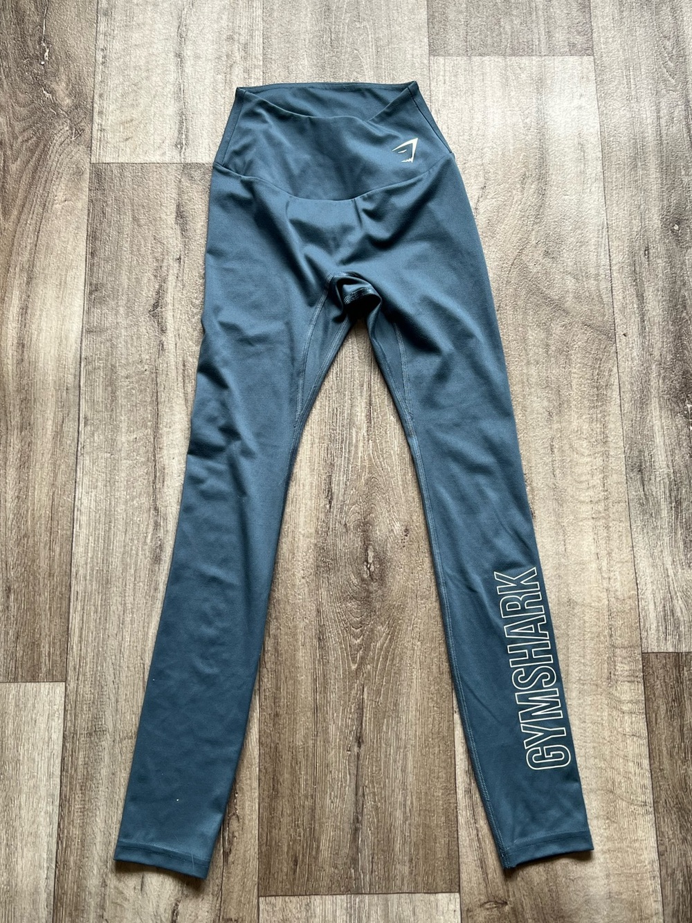 Gymshark Women’s Cloud Blue Athletic Workout Leggings